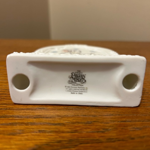 Precious Moments standing plaque - Picture 2 of 2